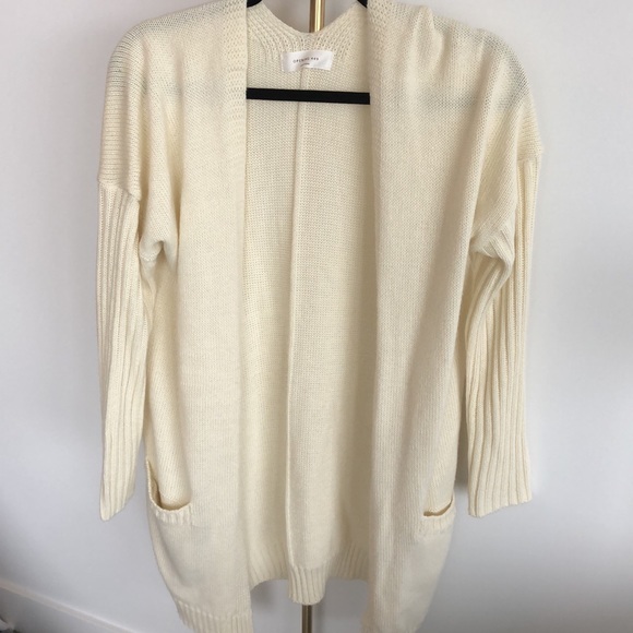 Korean brand Knitted Cardigan in Cream - Picture 3 of 6